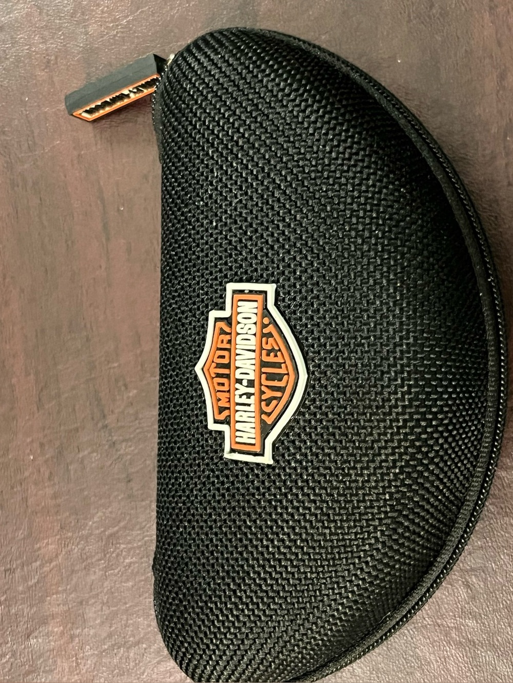 Harley-Davidson Mirrored Lens Sunglasses with Black Case and Accessories - Picture 2 of 13